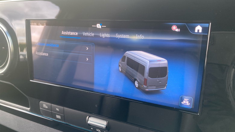 Mercedes-Benz Sprinter 315Cdi L2 Diesel Rwd 3.5t H2 Pro Van 9G-Tronic